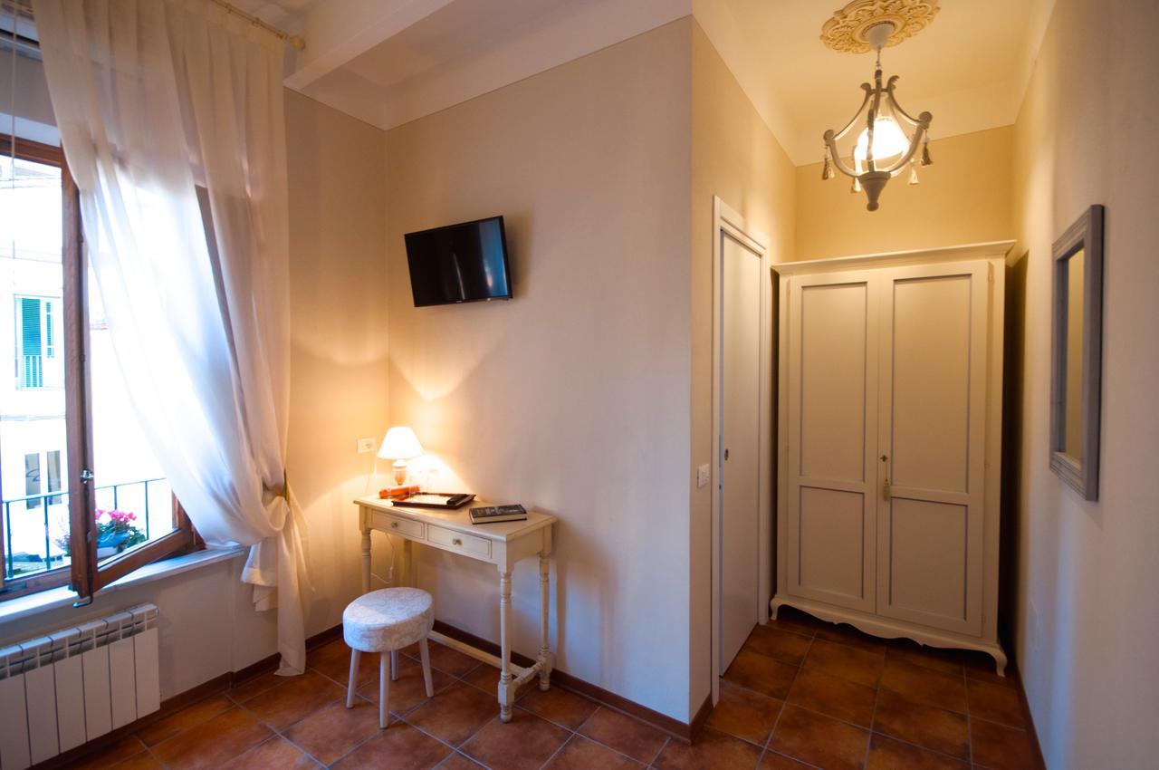 B&B Corte Toro Lucca Exteriör bild